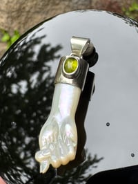 Image 9 of Mother of Pearl and tourmaline mano figa
