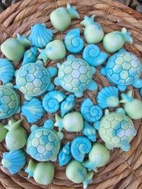 Image 6 of Sea Dew - A Rockytop Wax Works exclusive custom houseblend fragrance 