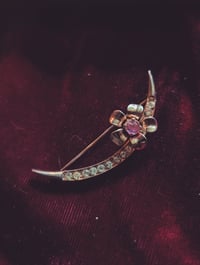 Image 4 of Vintage Brooches 