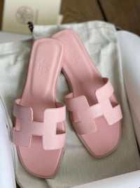 H sandals  