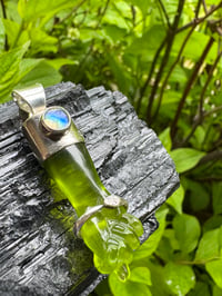 Image 3 of Green mano figa with ouroboros bangle