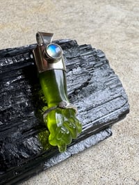 Image 5 of Green mano figa with ouroboros bangle