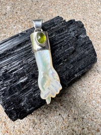 Image 18 of Mother of Pearl and tourmaline mano figa