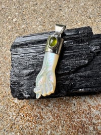 Image 21 of Mother of Pearl and tourmaline mano figa