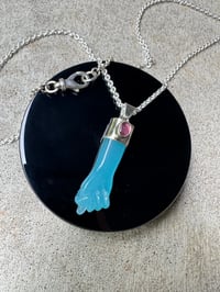 Image 4 of Add a chain