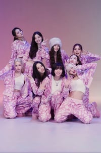 TWICE (트와이스)