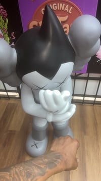 Digital statue