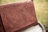 Image 21 of Fiesta Clutch 