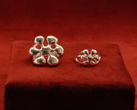 Image 4 of Mini Flower Power Ring 