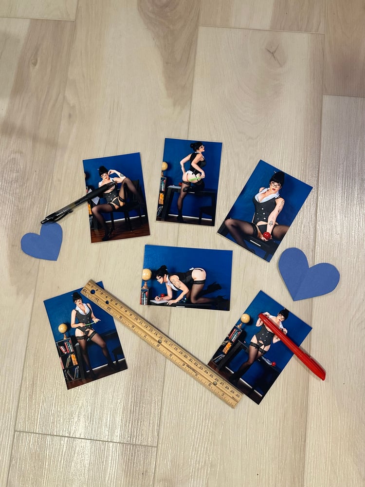 Image of Hot for Teacher signed 4x6 photo bundle 
