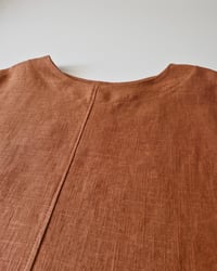 Image 4 of "ALMA" Shirt - Cinnamon