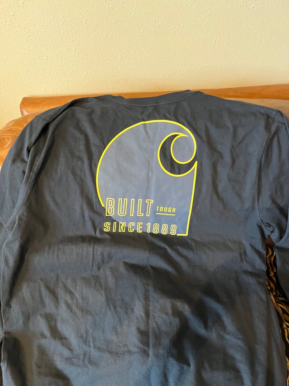 XL "HOMEAUX" VERTICAL NAVY CARHARTT LONGSLEEVE