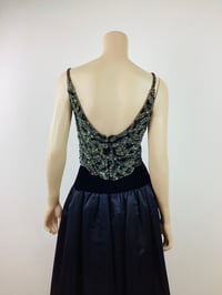Image 6 of Vintage 1950s Green & Black Beaded Crop Top