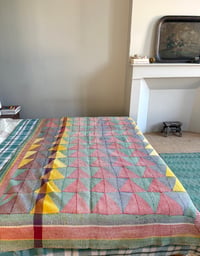 Image 1 of Khanta ancien triangles multicolores