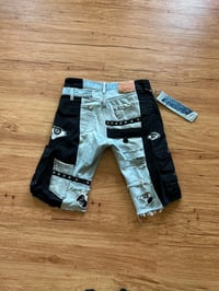 Image 2 of Eye shorts