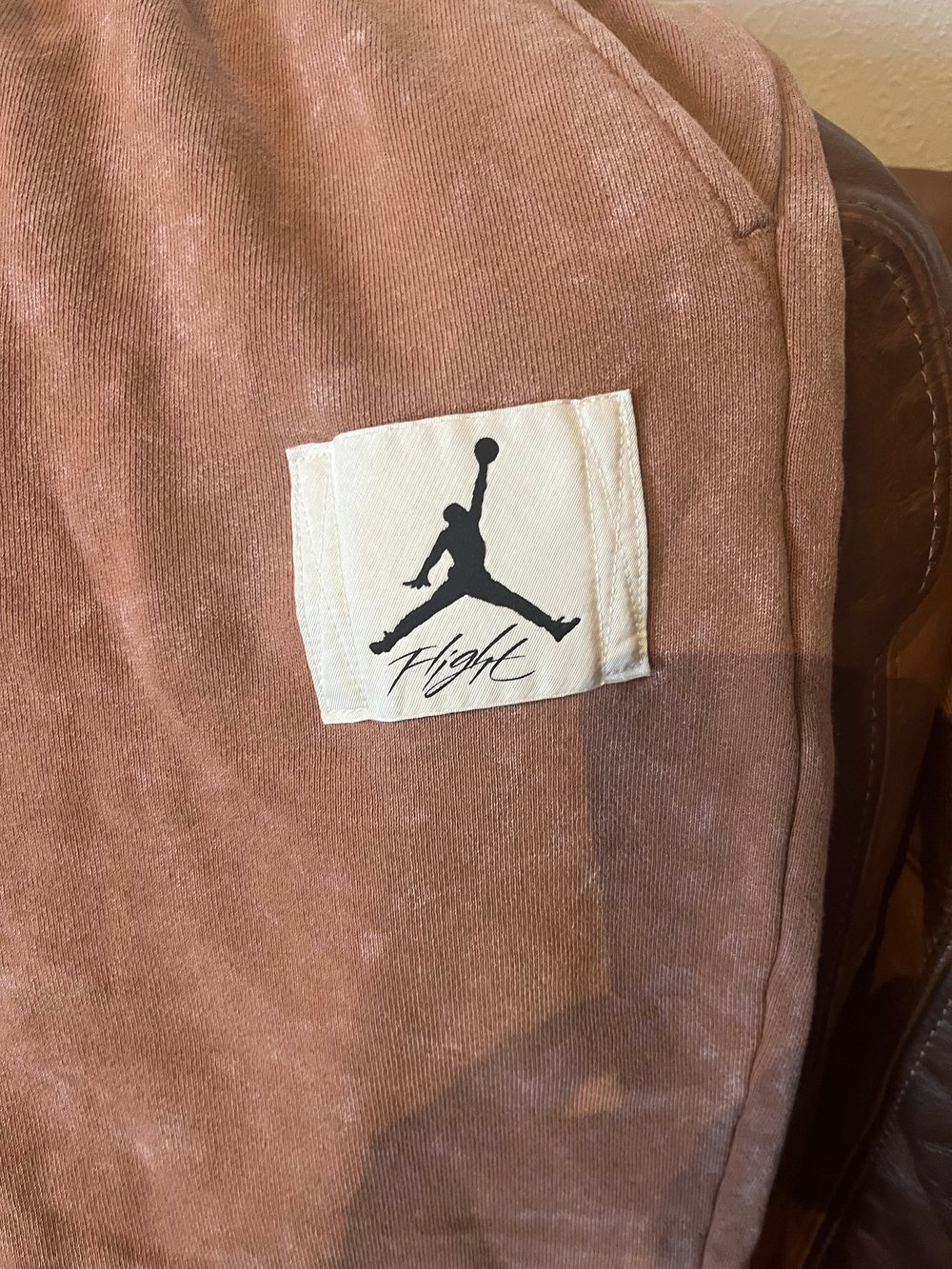 S MENS CLAY NIKE SWEATPANTS "HOMEAUX" VERTICAL YT INK