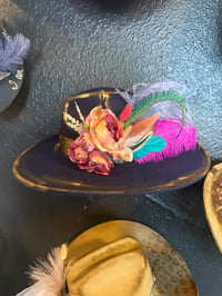 Image 1 of Midnight Romance Fascinator