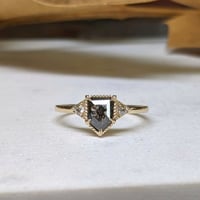 Luretta Ring