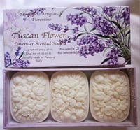Image 2 of Saponificio Artigianale Fiorentino Tuscan Flower Lavender Scented Soap