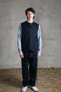 Image 10 of Clayton Gilet linen - Dark Navy