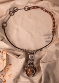 Image 19 of Neckpiece: THE RIGHT SPIRIT. 
