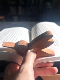 Image 3 of 蜂鳥拇指書壓加開！