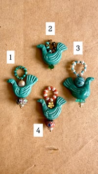 Image 1 of  Pendentifs oiseaux anciens 