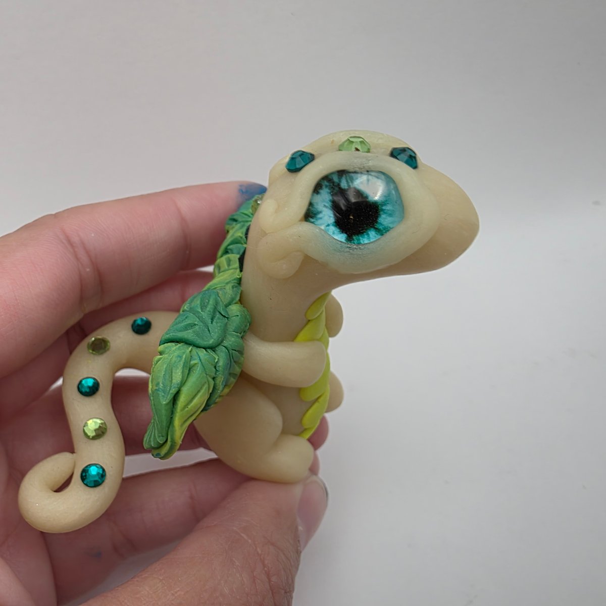 Glowleaf Sparkle Dragon