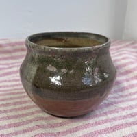 Image 4 of Unique Ceramic Centrepiece