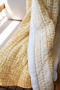 Image 5 of Gold Star Quilt