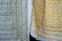 Image 4 of Olive Star Quilt