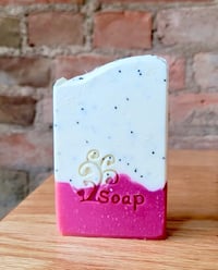 Pink Dragon & Poppy Seed 