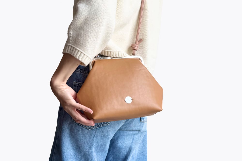 Image of Vintage bag M Caramel