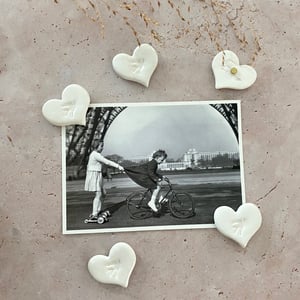 Image of LES AIMANTS coeurs, coquillages, hirondelles