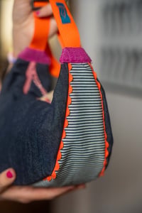 Image 3 of Banana Bag 101