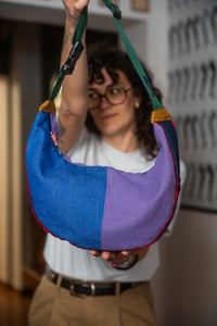 Image 2 of Banana Bag 105