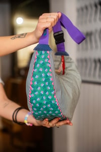 Image 3 of Banana Bag 107