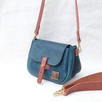 Image 6 of STUDIO LINE Puff Sling in navy
