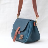 Image 5 of STUDIO LINE Puff Sling in navy