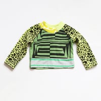 Image 2 of graphic greens size 2T courtneycourtney long sleeve raglan tee pullover tshirt