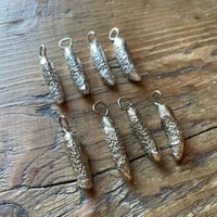 Image 4 of Cornichon (silver/bronze)