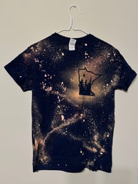 MN LOVE Sprayed Bleach Shirt