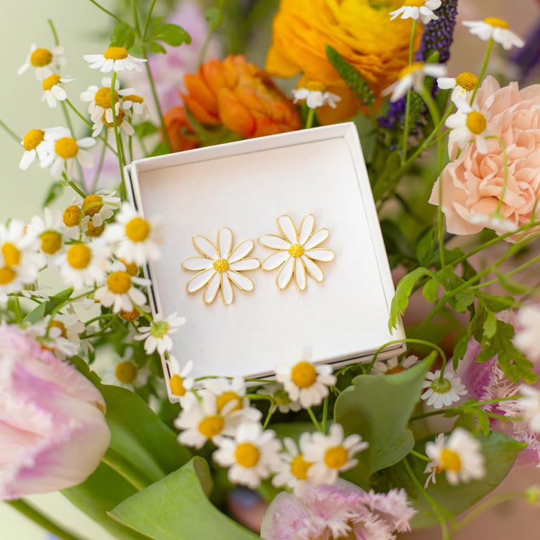 PAIRE DE BOUCLES D'OREILLES MARGUERITES - COUCOU SUZETTE ® Image 3