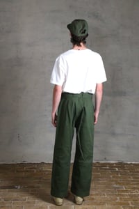 Image 8 of CAPTAIN TROUSER wax cotton - Olive Green
