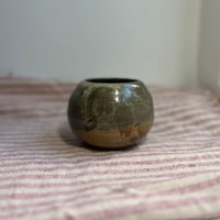Image 2 of Round Vase in Green
