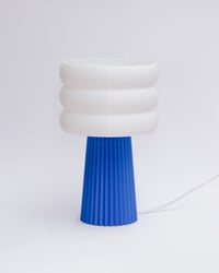 Image 1 of Lampe décorative Kāt bleu