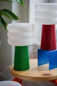 Image 4 of Lampe décorative Kāt verte