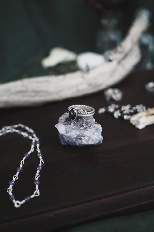 Oval Onyx ring