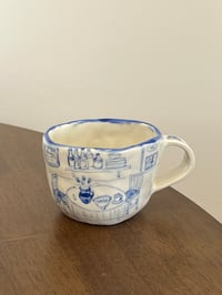 Image 5 of Table Blue Porcelain - 01