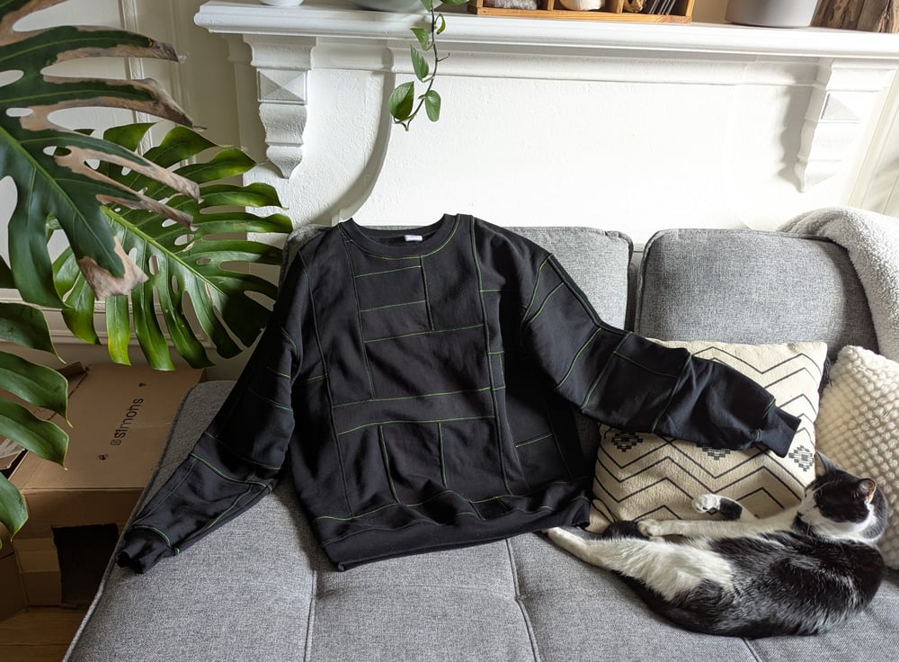 Image of OAK Unisex's Large Black with Contrast Stitching Patchwork Crew Neck